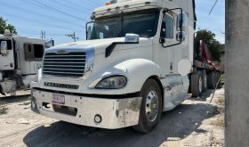 Freightliner Columbia 2001