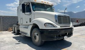 Columbia 2007 Caterpillar