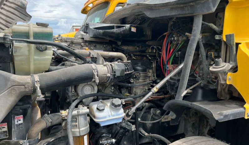 Cascadia 2017 fierros grandes full