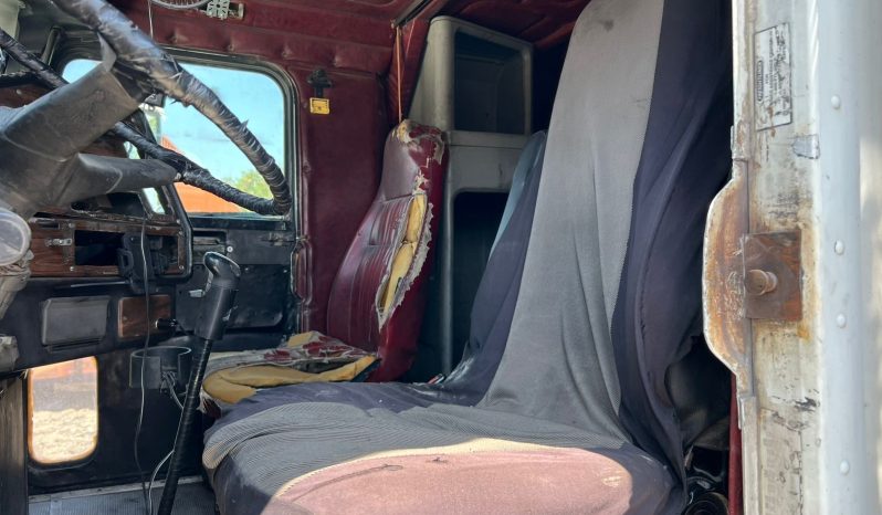 Freightliner FL120 2002 full