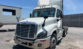 Cascadia Daycab 2015 Cummins