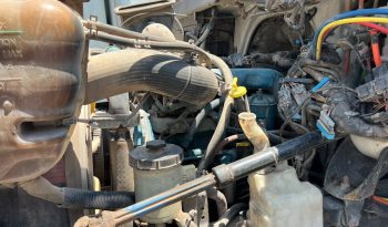 International 4300 CrewCab 2016 full
