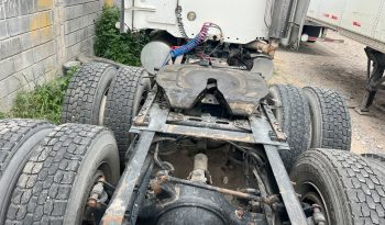 Freightliner Columbia 2006 fierros chicos full