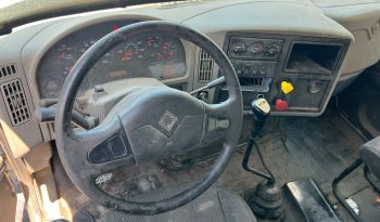 International 4300 CrewCab 2016 full