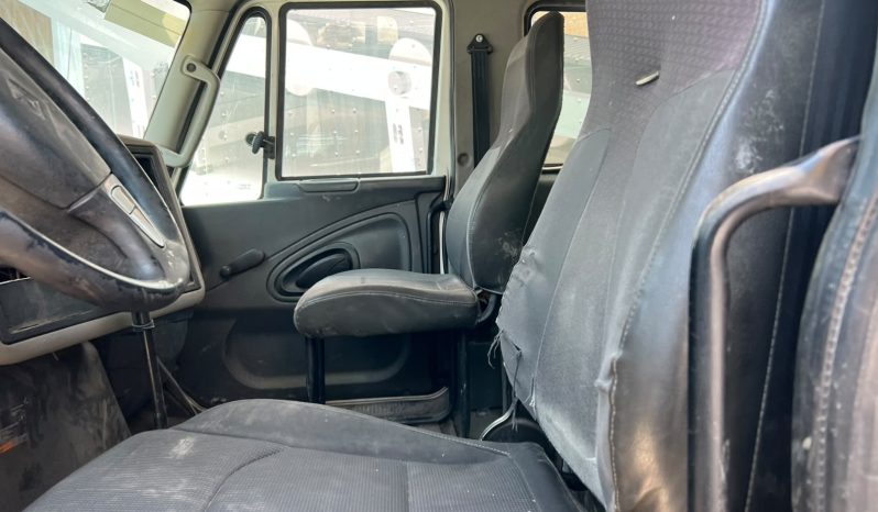 International 4300 CrewCab 2016 full